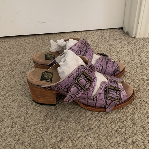 Freebird purple Lavendar Caprice boho wood stacked heel sandals sz 6 - Picture 3 of 7